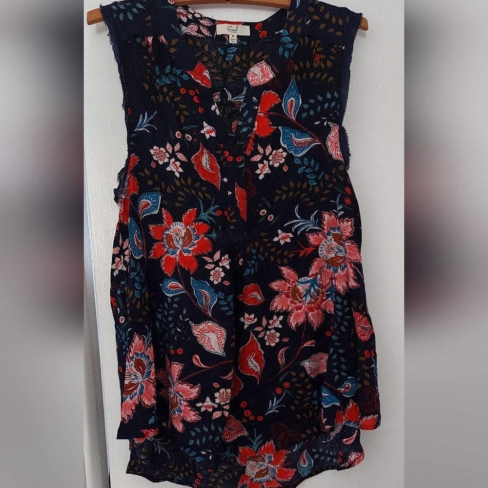 Brand New Navy Floral Sleeveless Blouse with Red & Pink Blooms